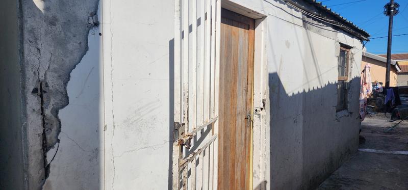 1 Bedroom Property for Sale in Mfuleni Western Cape